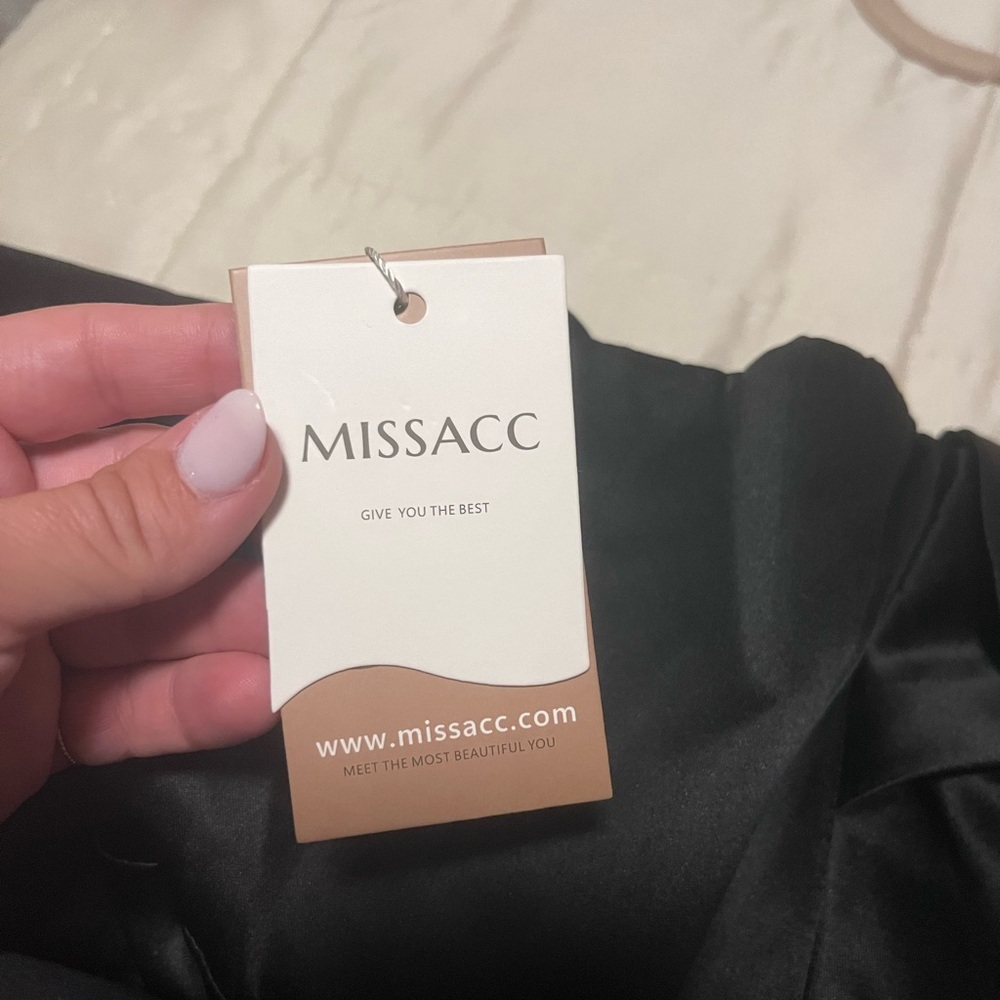 Missacc satin floor length gown - Picture 4 of 4
